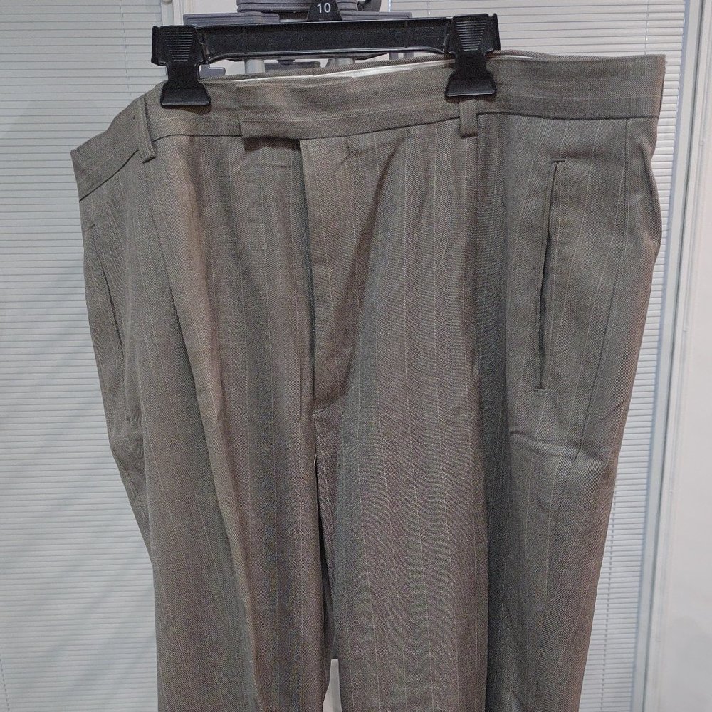 42x30 Brown Striped Linea Dome' Pleated Pants